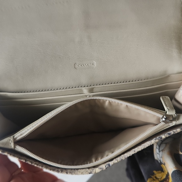 COACH Kristin Python Wallet Slim Envelope Silver Parchment - Picture 9 of 11